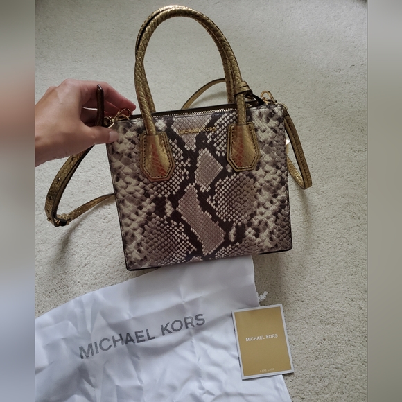 Michael Kors Mercer Medium Gold Snakeskin Bag with Dust Bag/Care Card - Picture 1 of 16